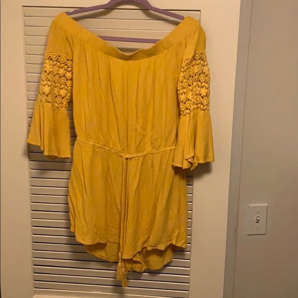 2 Rompers bundle - Picture 4 of 4